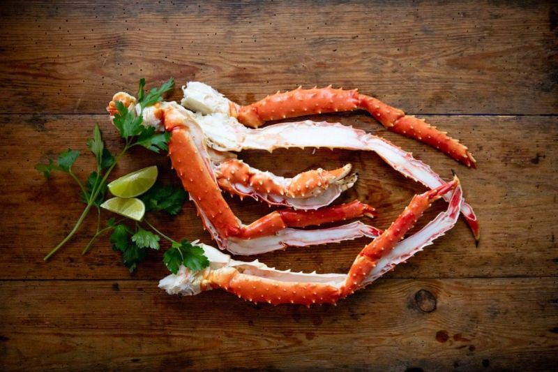 Königskrabbenbeine & Scheren halbiert – Einfacher Luxusgenuss | GOSCH