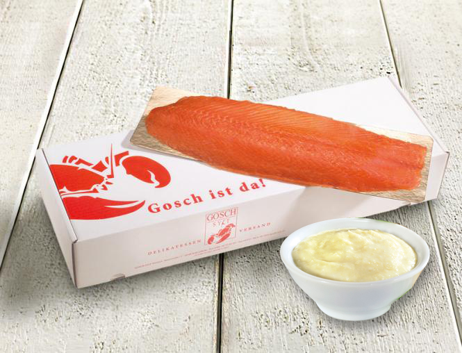 Räucherlachs mit Meerrettich-Sahnesauce