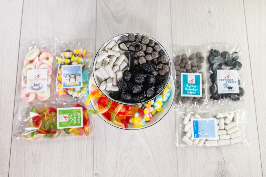 GOSCH Süßigkeiten Etagere – Ein süßer Genuss von der Küste 10